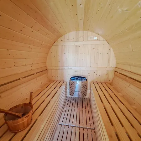 Premium Bory Tucholskie - Wifi Kominek Sauna Jacuzzi Smart Tv Hotel 4*